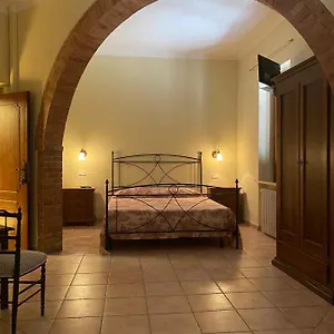 La Torre Di , Montalcino Itália