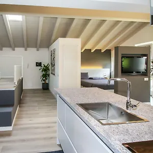 https://sofi-apartment-chiavenna.it-lombardy.com