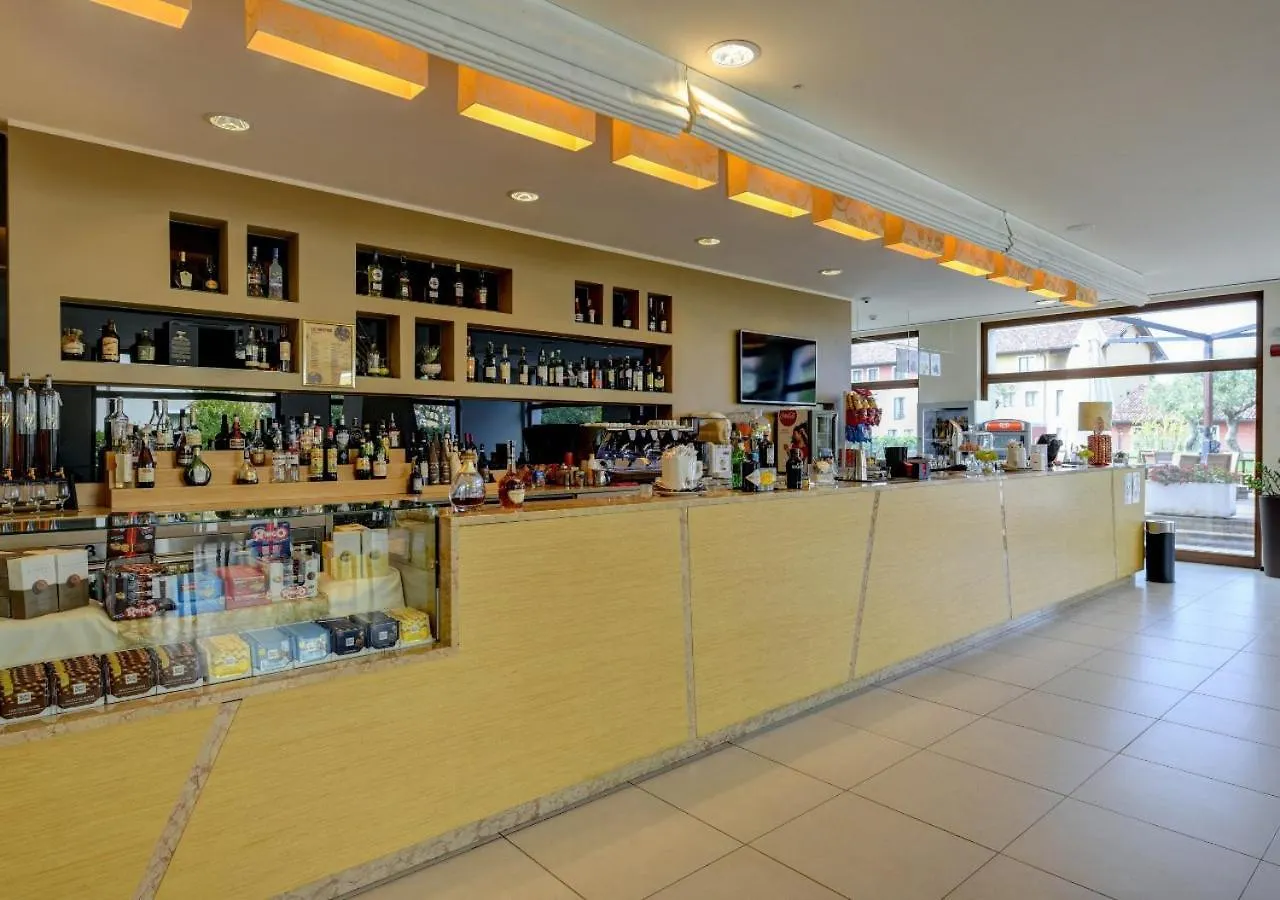 Hotel Parchi Del Garda Lazise