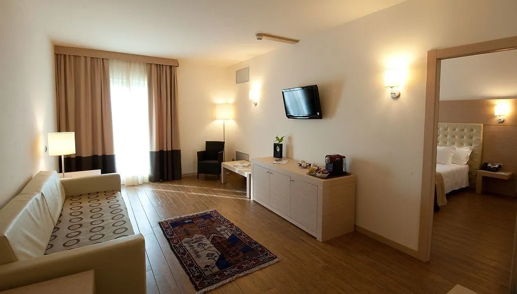 Hotel Parchi Del Garda Lazise