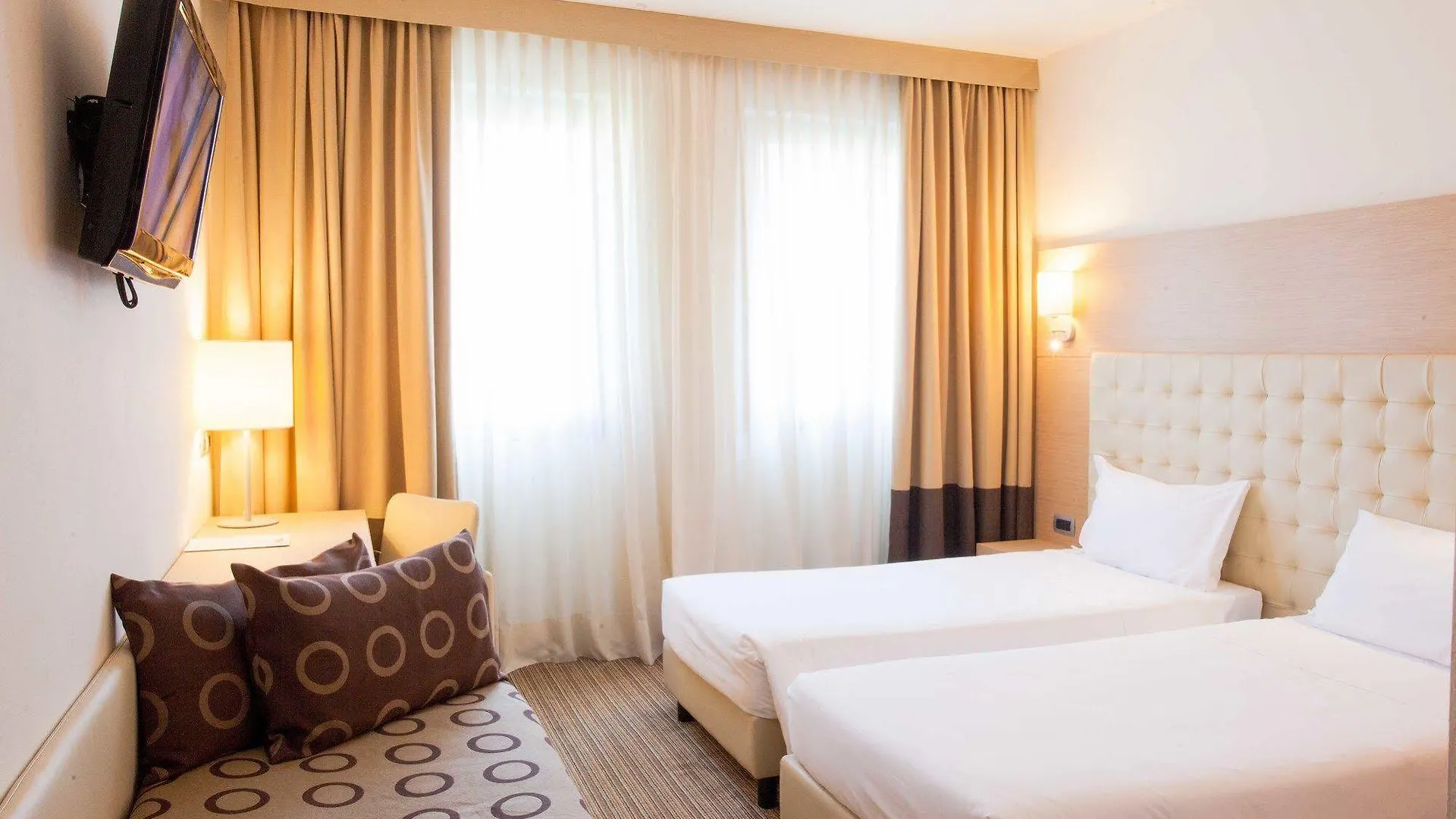 Hotel Parchi Del Garda Lazise