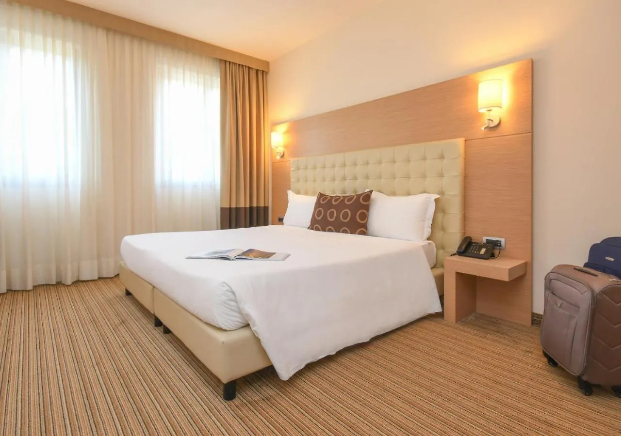 Hotel Parchi Del Garda Lazise