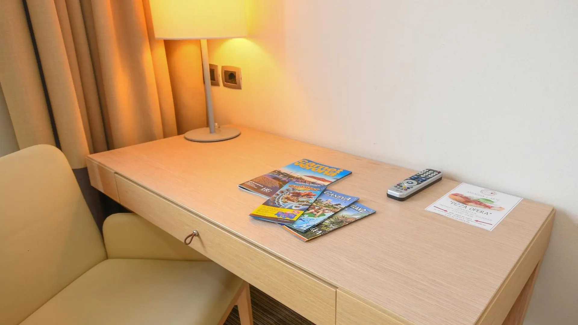 Th Lazise - Hotel Parchi Del Garda