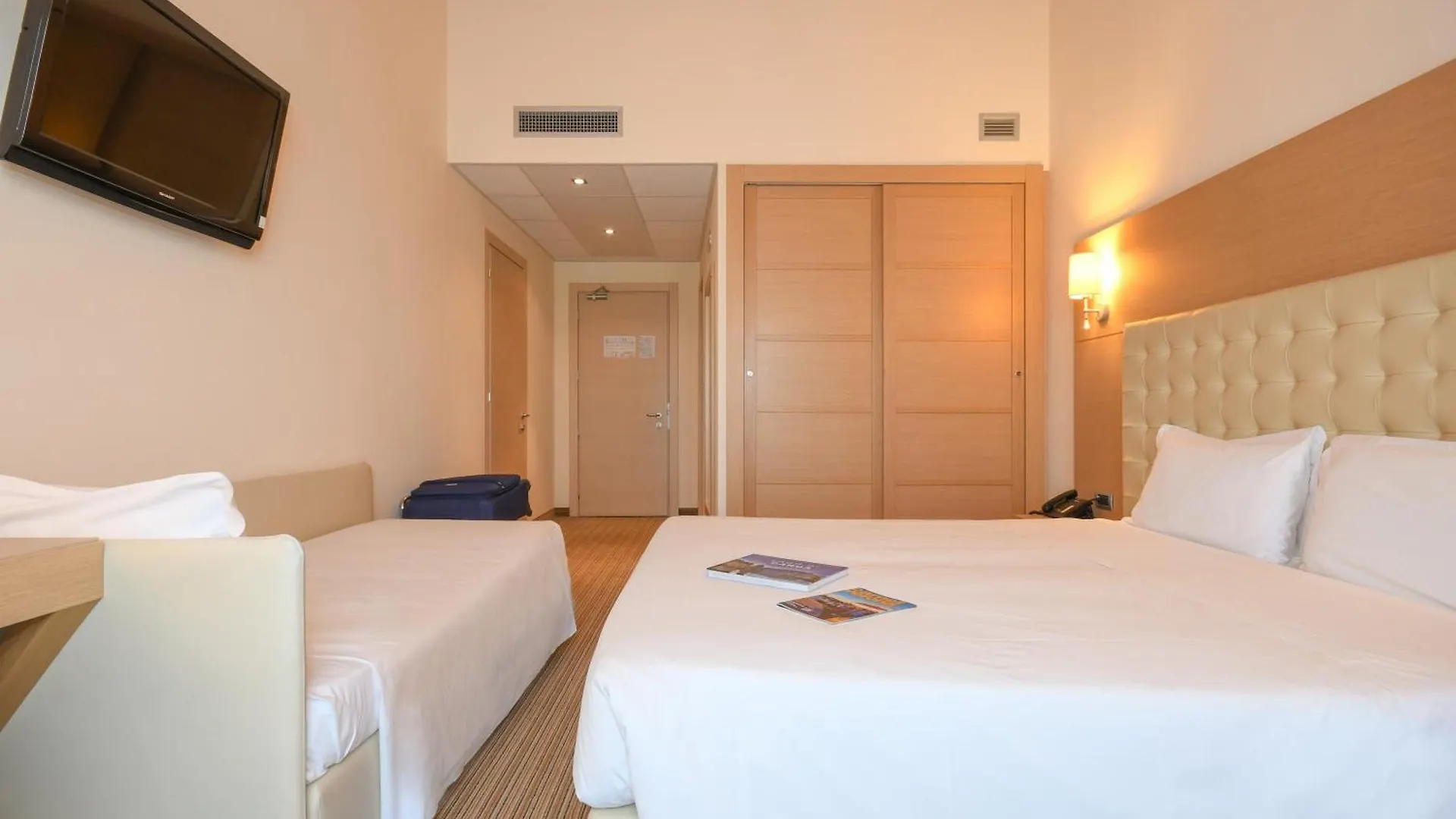 Th Lazise - Hotel Parchi Del Garda