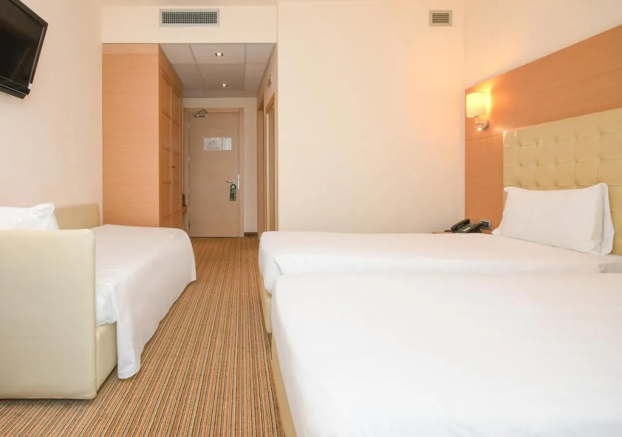 Th Lazise - Hotel Parchi Del Garda Italy